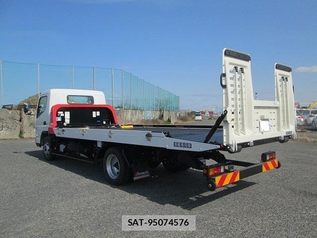 Mitsubishi CANTER 2025-11 4370053-9