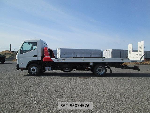 Mitsubishi CANTER 2025-11 4370053-4