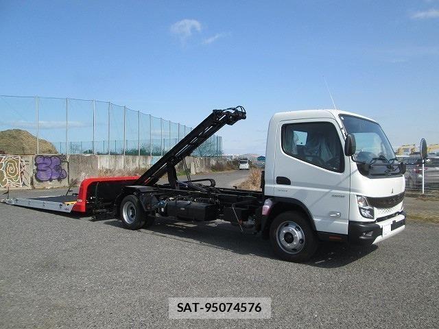 Mitsubishi CANTER 2025-11 4370053-5