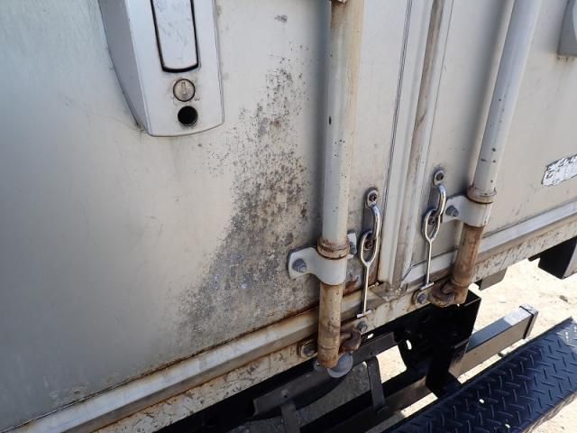Mitsubishi CANTER 2011-01 4384414-24