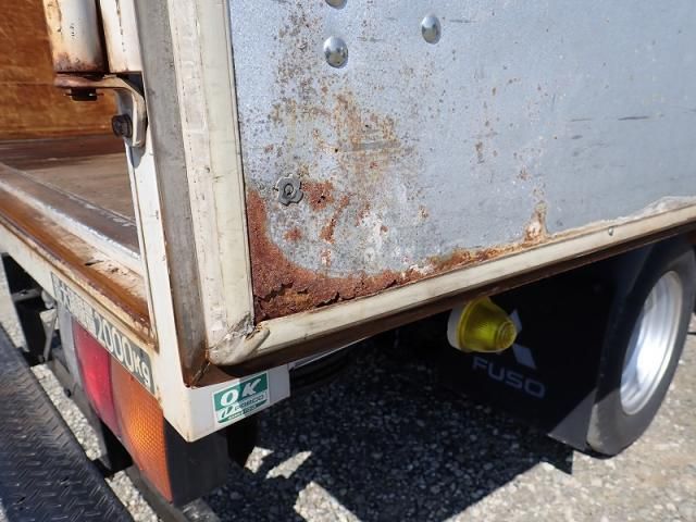Mitsubishi CANTER 2011-01 4384414-25