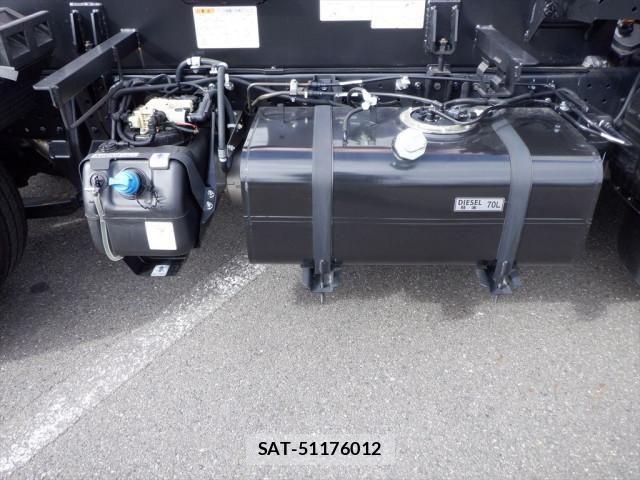 Mitsubishi CANTER 2025-09 4419967-9