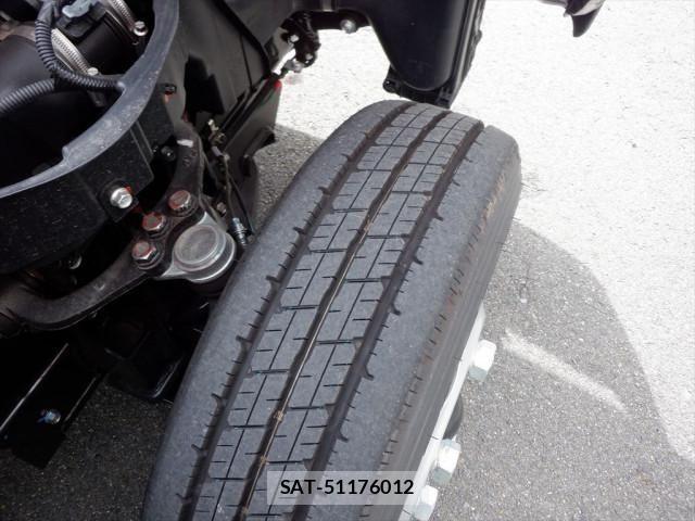 Mitsubishi CANTER 2025-09 4419967-24