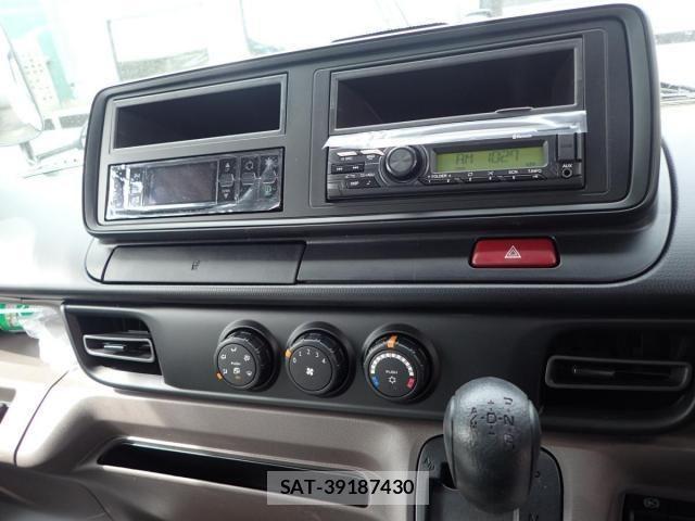 Mitsubishi CANTER 2025-12 4588403-15