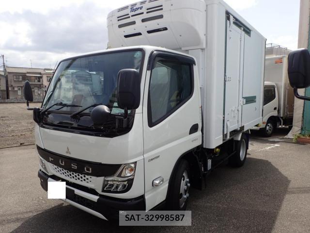 Mitsubishi CANTER 2025-12 4588410-0