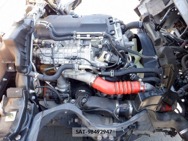 Mitsubishi CANTER 2023-01 4588529-16