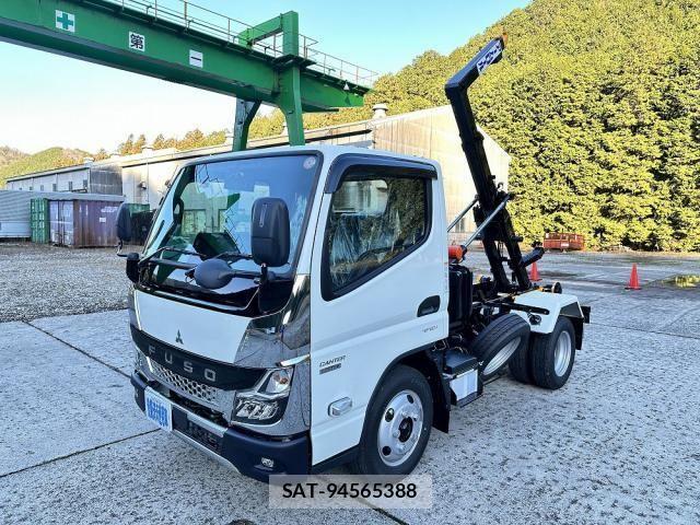 Mitsubishi CANTER 2025-11 4588385-2