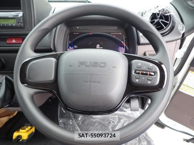 Mitsubishi CANTER 2025-12 4588389-13