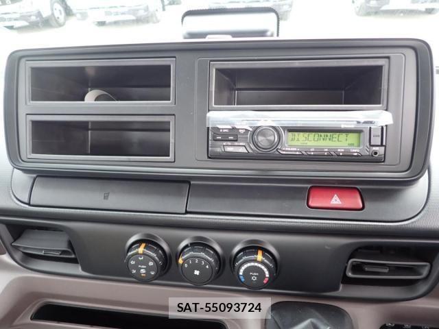 Mitsubishi CANTER 2025-12 4588389-8