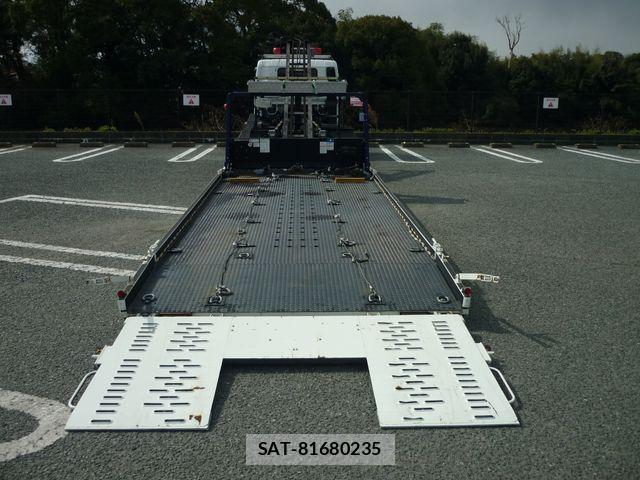 Mitsubishi CANTER 2021-04 4588372-16