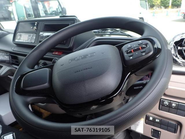 Mitsubishi CANTER 2025-12 4588406-16