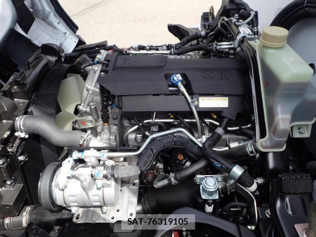 Mitsubishi CANTER 2025-12 4588406-22