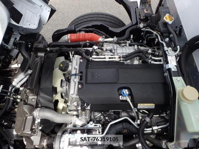 Mitsubishi CANTER 2025-12 4588406-23
