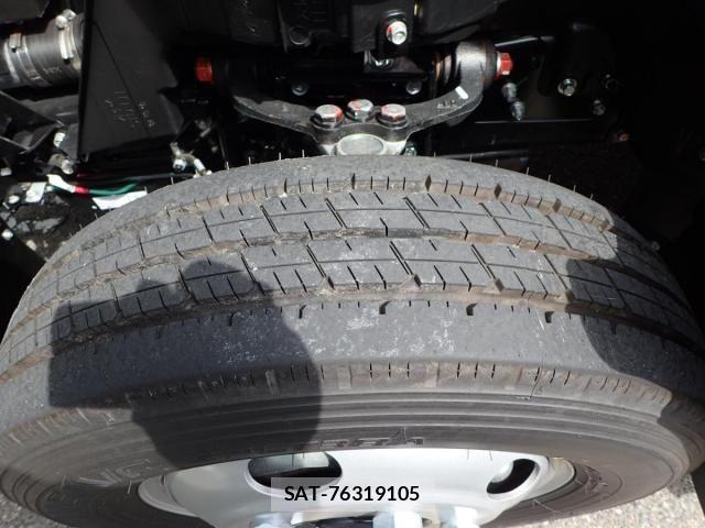 Mitsubishi CANTER 2025-12 4588406-24