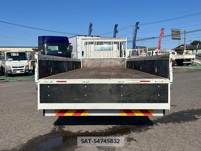 Mitsubishi CANTER 2013-12 4588509-11