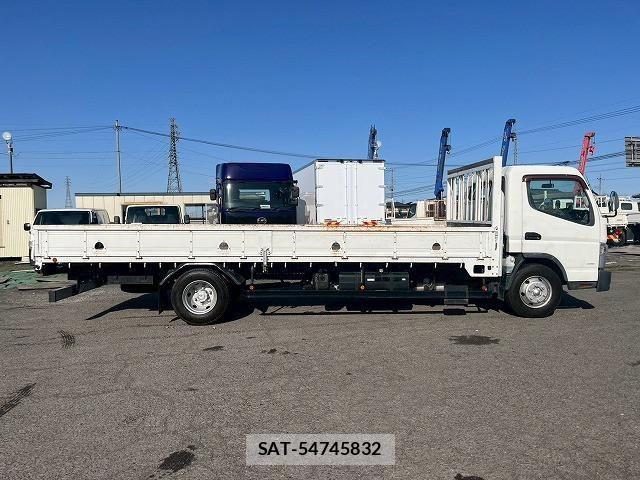 Mitsubishi CANTER 2013-12 4588509-4