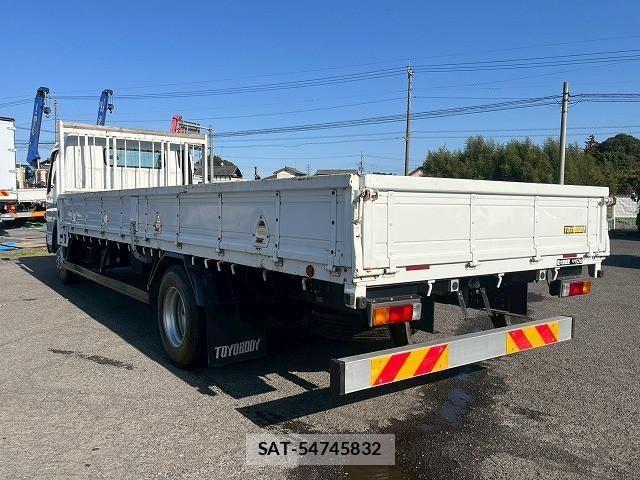 Mitsubishi CANTER 2013-12 4588509-7