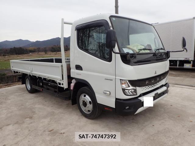 Mitsubishi CANTER 2025-12 4588444-0