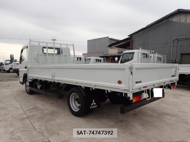 Mitsubishi CANTER 2025-12 4588444-2