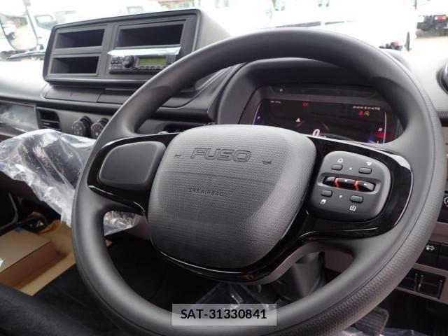 Mitsubishi CANTER 2025-12 4588428-16