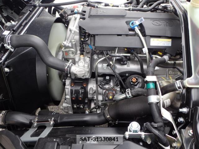 Mitsubishi CANTER 2025-12 4588428-22