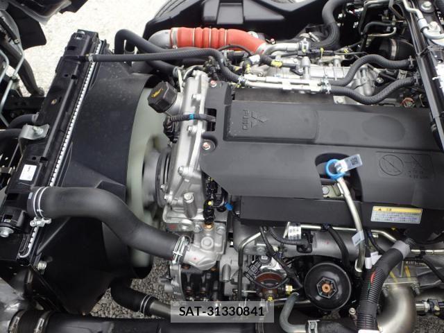Mitsubishi CANTER 2025-12 4588428-23