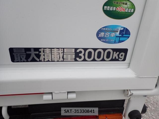 Mitsubishi CANTER 2025-12 4588428-6