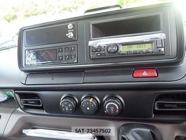 Mitsubishi CANTER 2025-12 4588414-12