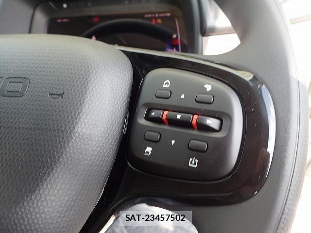 Mitsubishi CANTER 2025-12 4588414-16