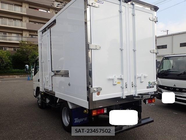 Mitsubishi CANTER 2025-12 4588414-2