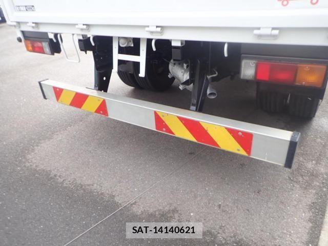 Mitsubishi CANTER 2014-07 4588536-28