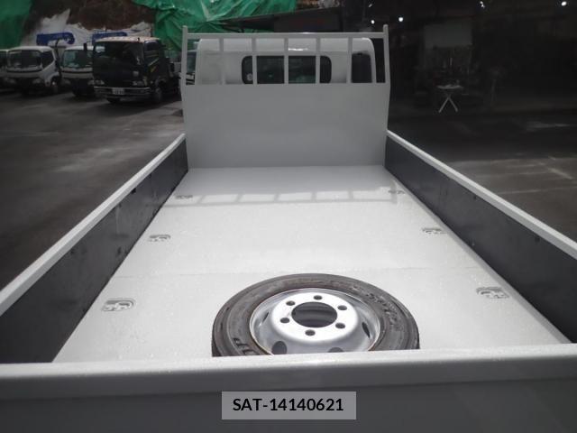 Mitsubishi CANTER 2014-07 4588536-3