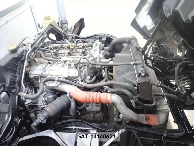 Mitsubishi CANTER 2014-07 4588536-8