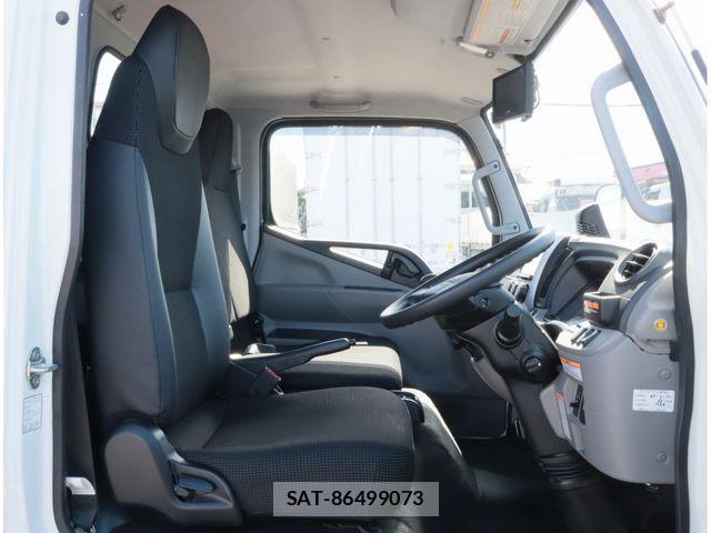 Mitsubishi CANTER 2024-06 4638263-22