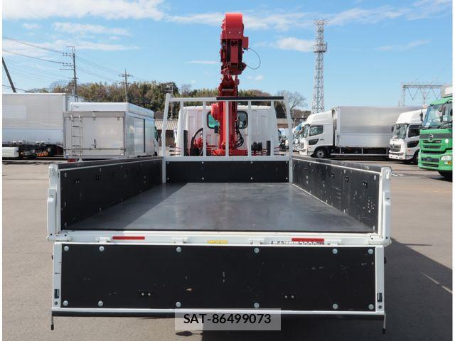Mitsubishi CANTER 2024-06 4638263-5