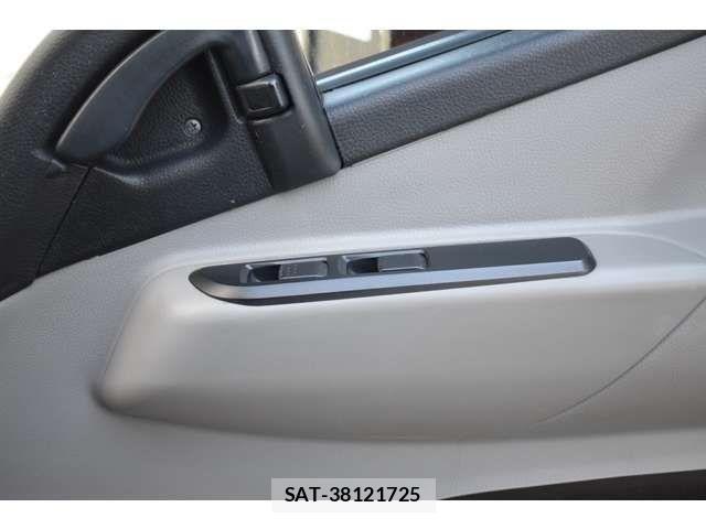 Mitsubishi CANTER 2017-11 4751737-12
