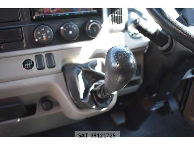Mitsubishi CANTER 2017-11 4751737-18