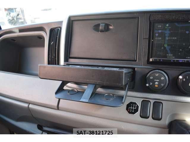 Mitsubishi CANTER 2017-11 4751737-21