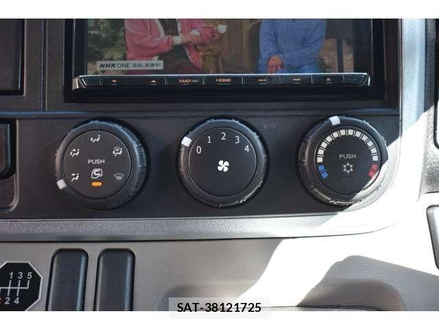 Mitsubishi CANTER 2017-11 4751737-24