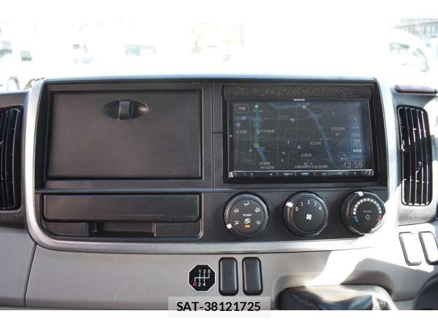 Mitsubishi CANTER 2017-11 4751737-25