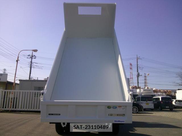 Mitsubishi CANTER 2025-11 4751688-13