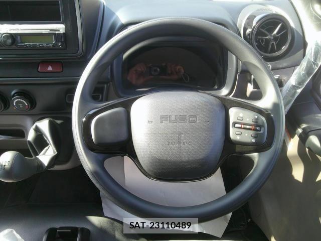 Mitsubishi CANTER 2025-11 4751688-17