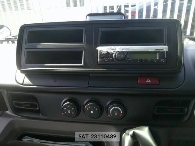 Mitsubishi CANTER 2025-11 4751688-19
