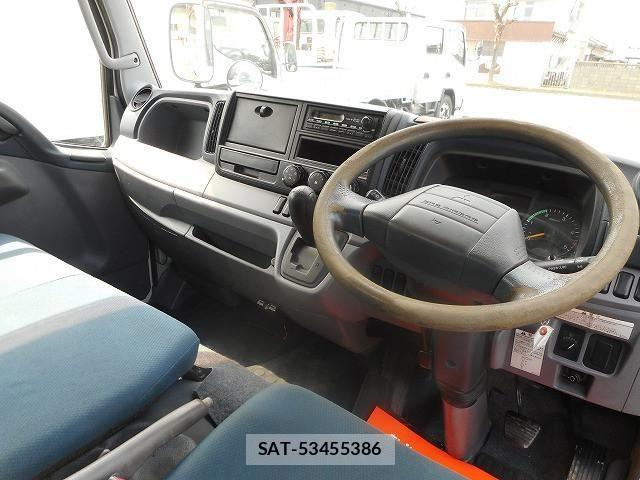 Mitsubishi CANTER 2011-11 4751735-10