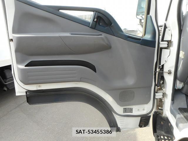 Mitsubishi CANTER 2011-11 4751735-15