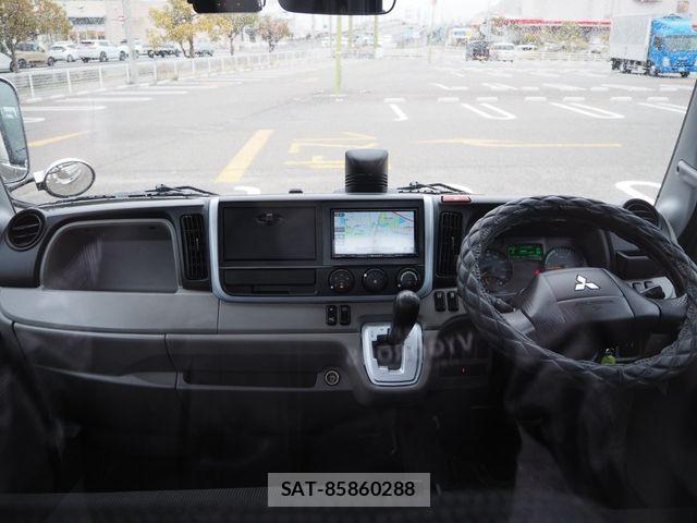 Mitsubishi CANTER 2020-09 4751719-13