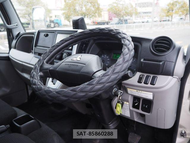 Mitsubishi CANTER 2020-09 4751719-1