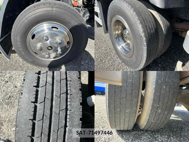 Mitsubishi CANTER 2011-04 4751725-26