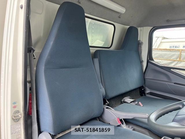 Mitsubishi CANTER 2016-01 4751740-21