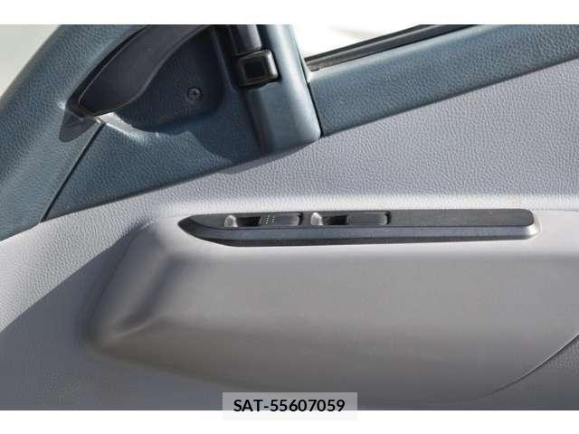 Mitsubishi CANTER 2015-10 4751742-9